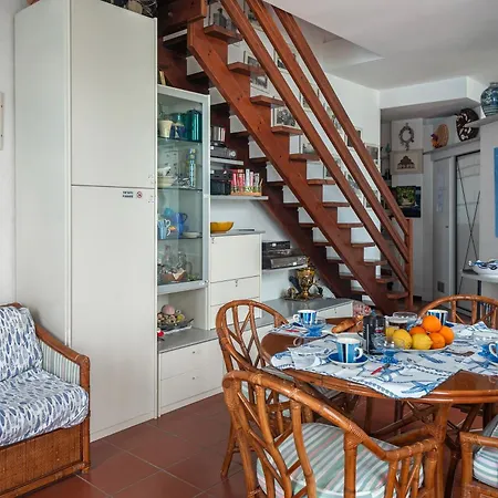 Finestra Sul Mare Garden & Pool - Happy فنتيميليا